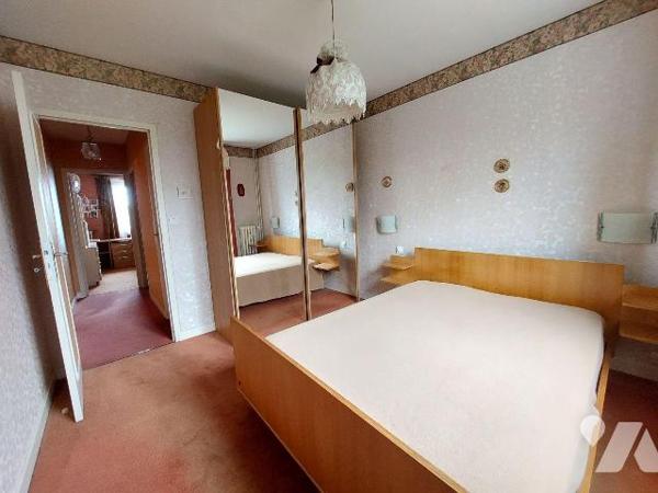 A VENDRE - SAINT-JACQUES-DE-LA-LANDE (35 - Côté RENNES)  - Proche métro - Au deuxième étage dan...