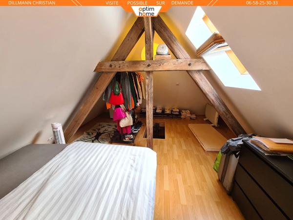 Maison jumelée d'un coté