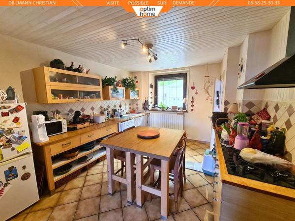 Maison jumelée d'un coté