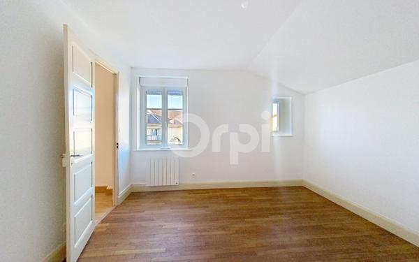 Appartement à louer    2 pièces •  Châtenois