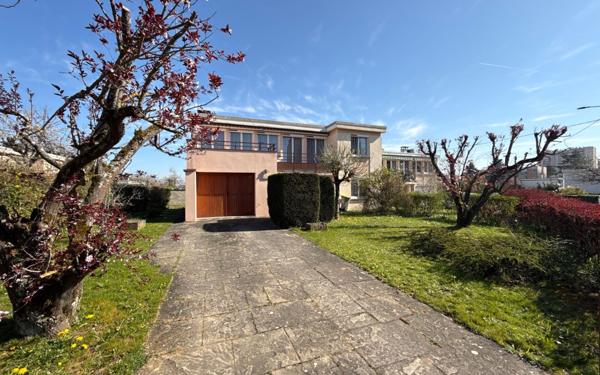 Maison à vendre    5 pièces •  Dijon