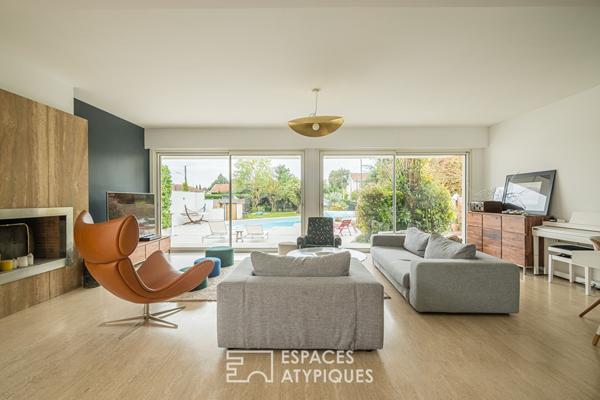 Une maison d’architecte iconique sublimée par une rénovation familiale d’exception
