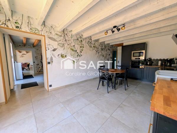 Maison en pierre rénovée 192m²
