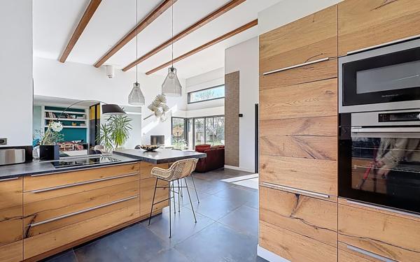 Maison à vendre    5 pièces •  Sébazac-Concourès