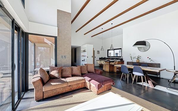 Maison à vendre    5 pièces •  Sébazac-Concourès