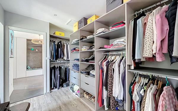 Maison à vendre    5 pièces •  Sébazac-Concourès