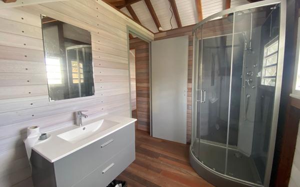 Maison à vendre    8 pièces •  Le Marin