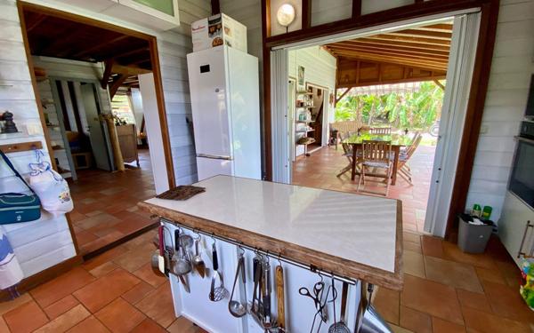 Maison à vendre    8 pièces •  Le Marin