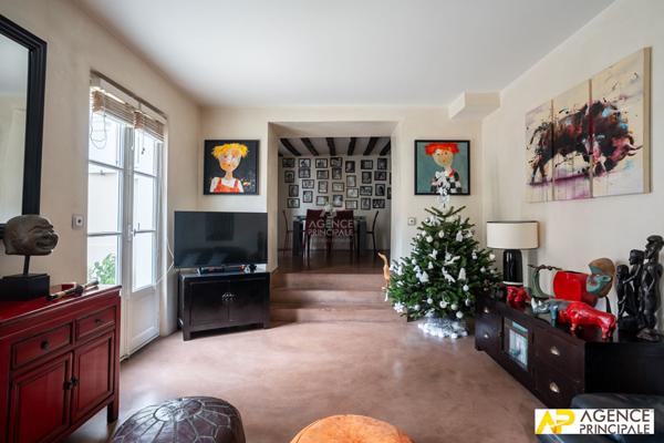 Maison quqartier historique 7 pièce(s) 129 m2 €950 000 ** - Référence 4596