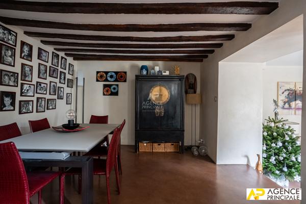 Maison quqartier historique 7 pièce(s) 129 m2 €950 000 ** - Référence 4596