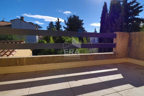 Maison Individuel 4 pièces 92 m² Quartier village Montolivet calme absolu , parking jardin patio