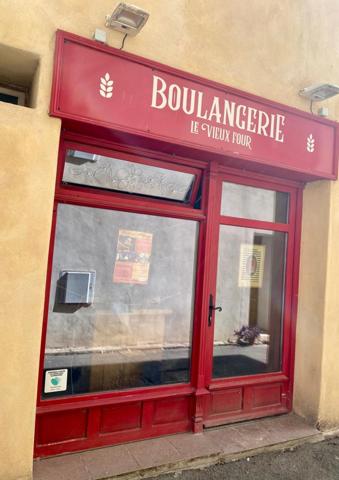 Murs + fonds de commerce boulangerie avec four à bois traditionnel – à vendre PAULHAN (34)