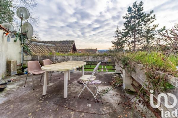 Maison 8 pièces de 250 m² à Vaux-sur-Seine (78740)