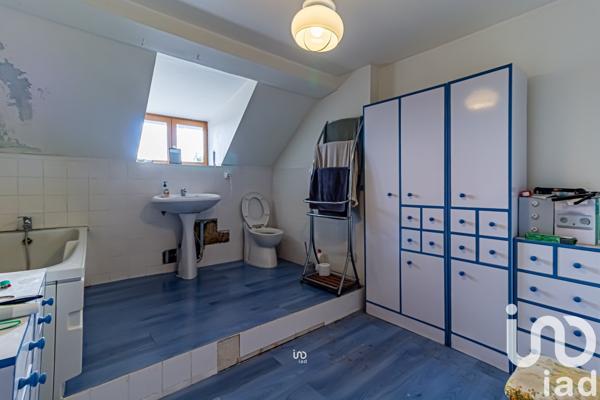 Maison 8 pièces de 250 m² à Vaux-sur-Seine (78740)