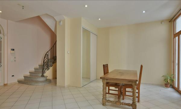 Maison de maître 200 m² - Jardin arboré - Terrasse -