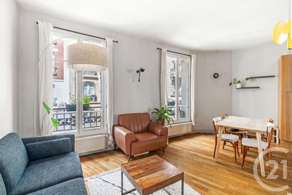 Appartement F2 à vendre  2 pièces - 44 m 2   PARIS  - 75011