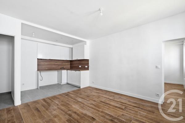 Appartement F2 à vendre  2 pièces - 44 m 2   PARIS  - 75011