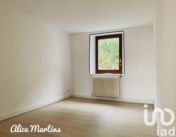 Maison de ville 3 pièces de 73 m² à Floing (08200)