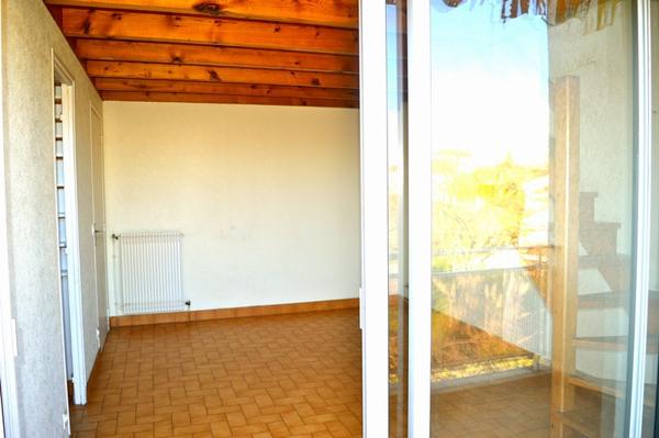 Appartement T3 en duplex avec terrasse et garage