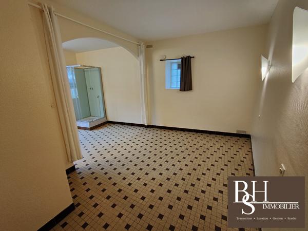 Immeuble à rénover de 281,32m² quartier Montbernage