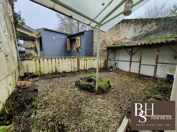 Immeuble à rénover de 281,32m² quartier Montbernage