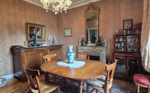 Maison à vendre    7 pièces • 195 m2 Mont-de-Marsan