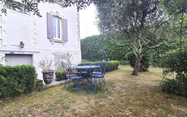 Maison à vendre    7 pièces • 195 m2 Mont-de-Marsan