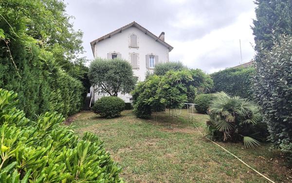 Maison à vendre    7 pièces • 195 m2 Mont-de-Marsan
