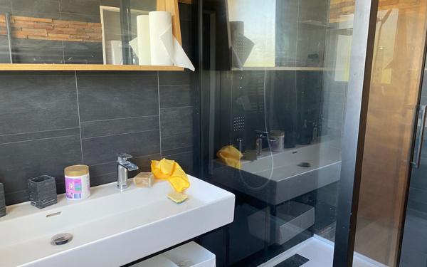 Appartement à vendre    4 pièces • 86 m2 Calvisson