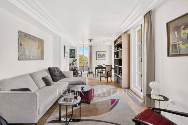 Bel appartement avec balcons et vues dégagées