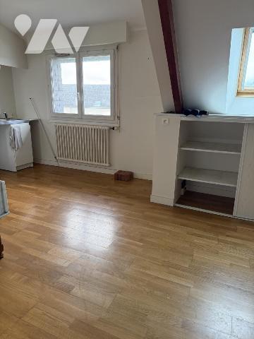 A VENDRE MAISON sur sous-sol centre ELVEN +terrain divisible de 1000 m2