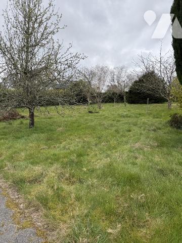 A VENDRE MAISON sur sous-sol centre ELVEN +terrain divisible de 1000 m2