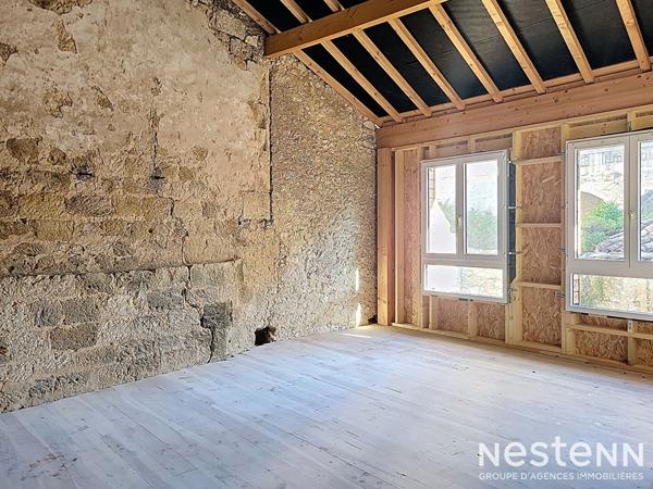 A Vendre Maison en pierre de 106 m² à agencer au coeur du centre historique de Condom