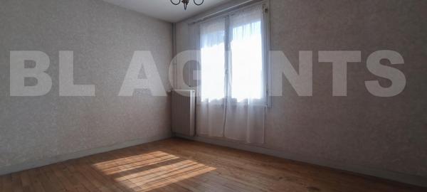 Centre ville Crèvecœur en Auge – Plain-pied de 92 m² avec garage & atelier