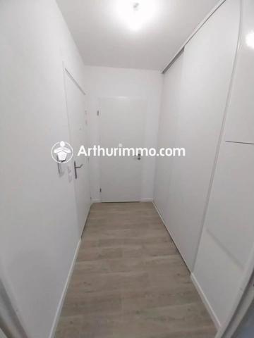 Location Appartement 1 pièces 27 m2 à Savigny-le-Temple