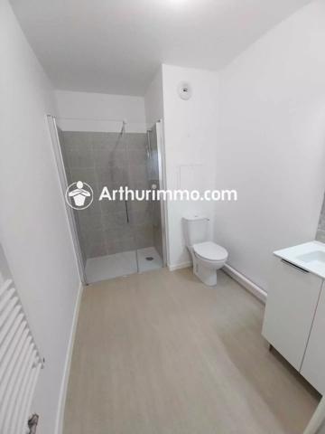 Location Appartement 1 pièces 27 m2 à Savigny-le-Temple