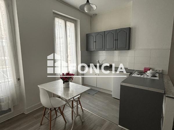 Location Studio 27.75 m² - 42 BIS RUE PALISSY Agen 47000