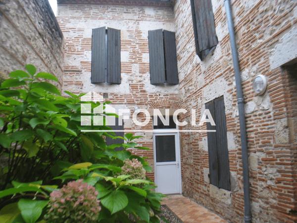 Location Studio 27.75 m² - 42 BIS RUE PALISSY Agen 47000