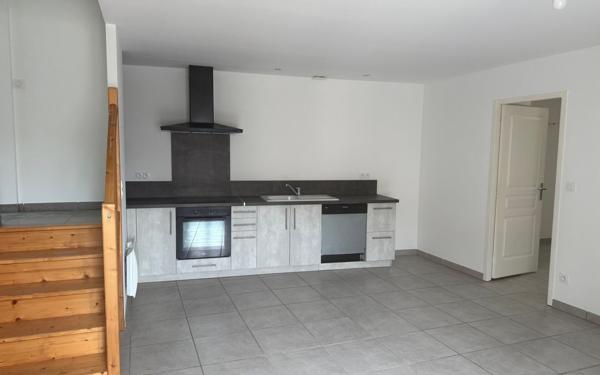 Appartement à louer    3 pièces • 52,76 m2 Pont-Saint-Esprit