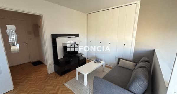 Location Studio meublé 36.24 m² - Charleville-mézières 08000