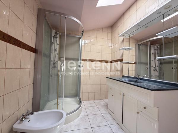 LOCMINE - Maison à vendre 4 chambres, garage et son jardin de 420 m²