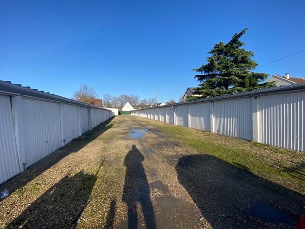 Parking / box Saint Aubin Les Elbeuf