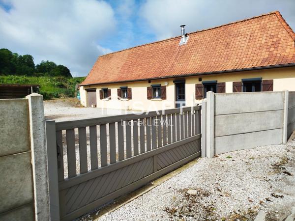 Magnifique Longère  restaurée avec soin .