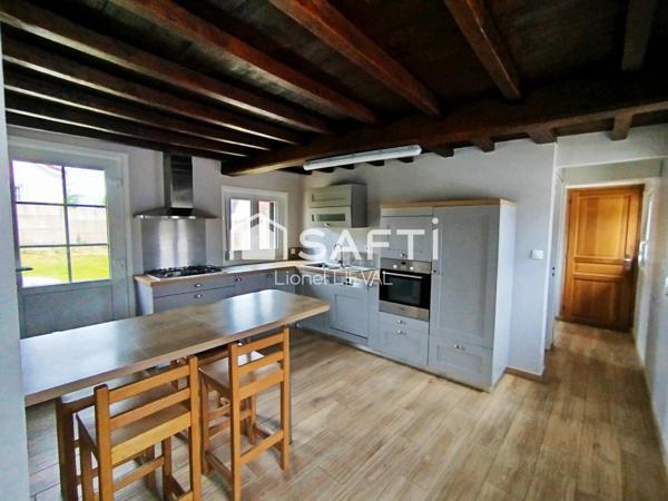 Magnifique Longère  restaurée avec soin .