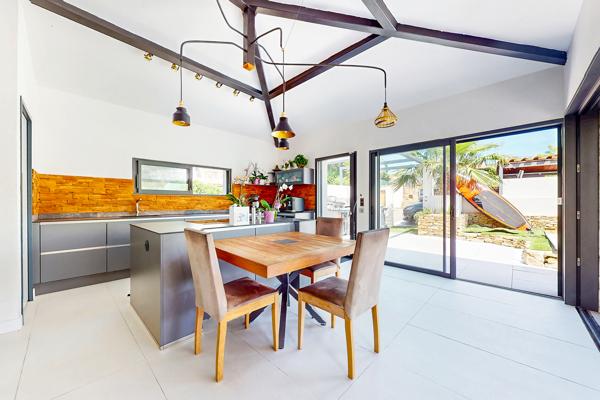 La Ciotat Maison d’exception 110 m² • Piscine • Terrasse plein soleil • 2 parkings + garage 