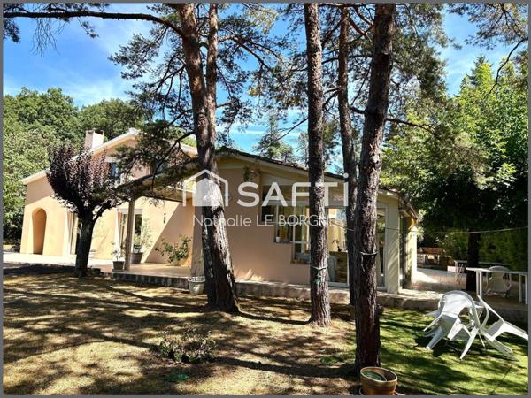 Belle villa 5 chambres danc parc arboré