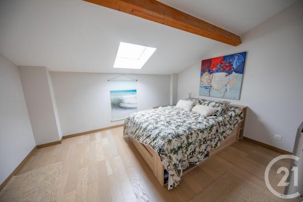 Maison à vendre  7 pièces - 266 m2 LE TAILLAN MEDOC - 33