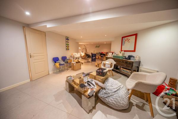 Maison à vendre  7 pièces - 266 m2 LE TAILLAN MEDOC - 33