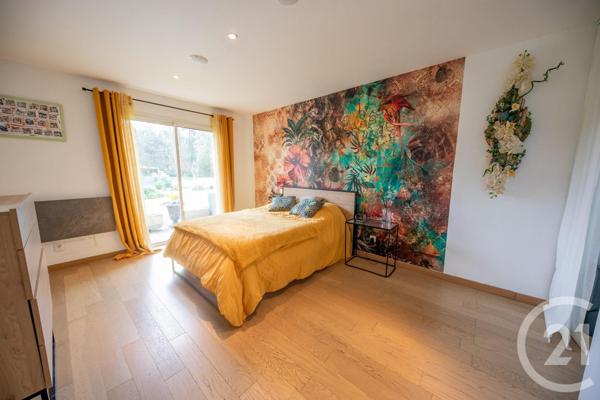 Maison à vendre  7 pièces - 266 m2 LE TAILLAN MEDOC - 33