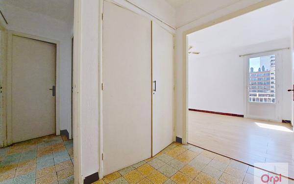 Appartement à louer    3 pièces •  Ajaccio